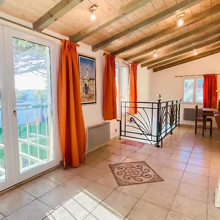 Villa à Proximité De La